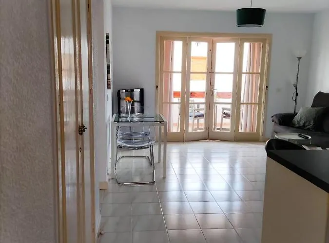 91 Port Royale Cristianos Lejlighed