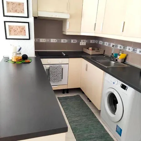 91 Port Royale Cristianos Apartmán *